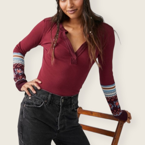 We The Free Tops - NWT | We the Free | Mikah Layering Cuff Knit Top | Wine Combo | Small